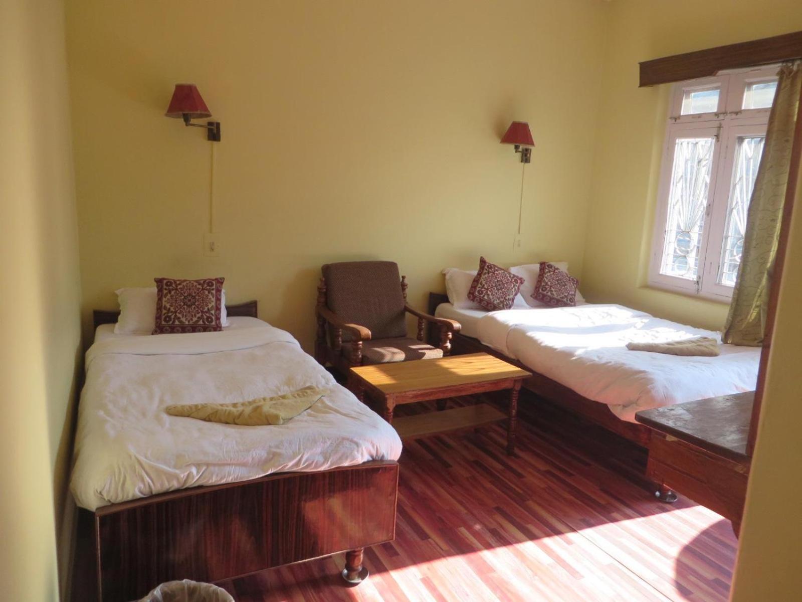 New United Hotel Pokhara Kültér fotó